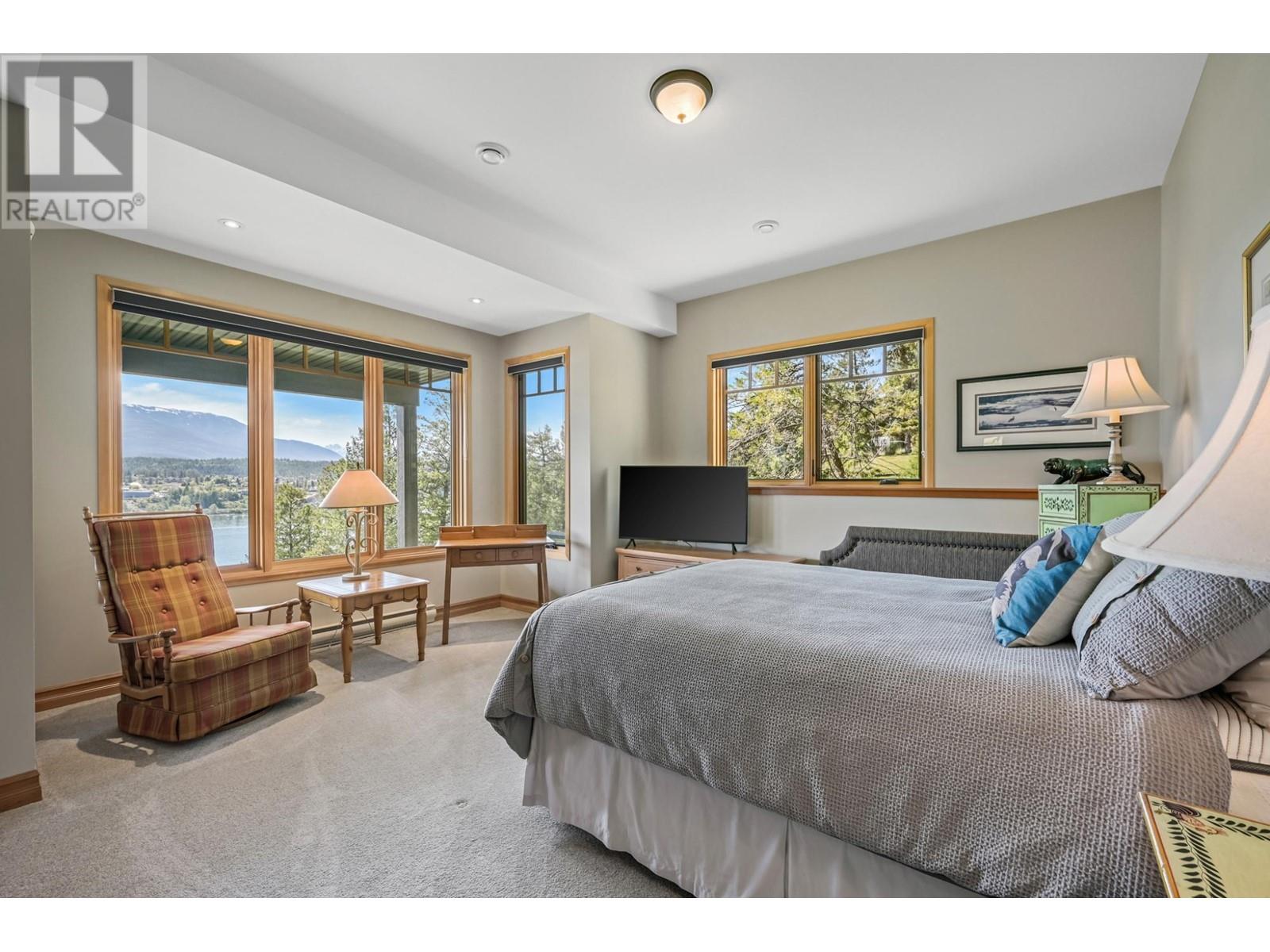 717 Lakeview Drive, Windermere, British Columbia  V0A 1K3 - Photo 39 - 10335288