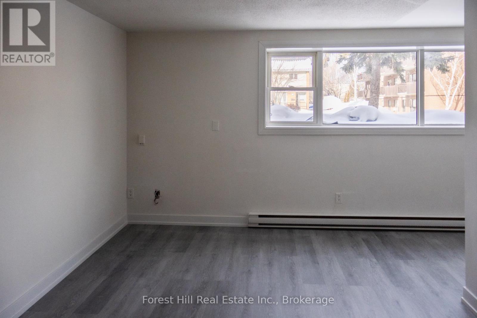 101 - 176 Eighth Street, Collingwood, Ontario  L9Y 2C8 - Photo 5 - S12015053