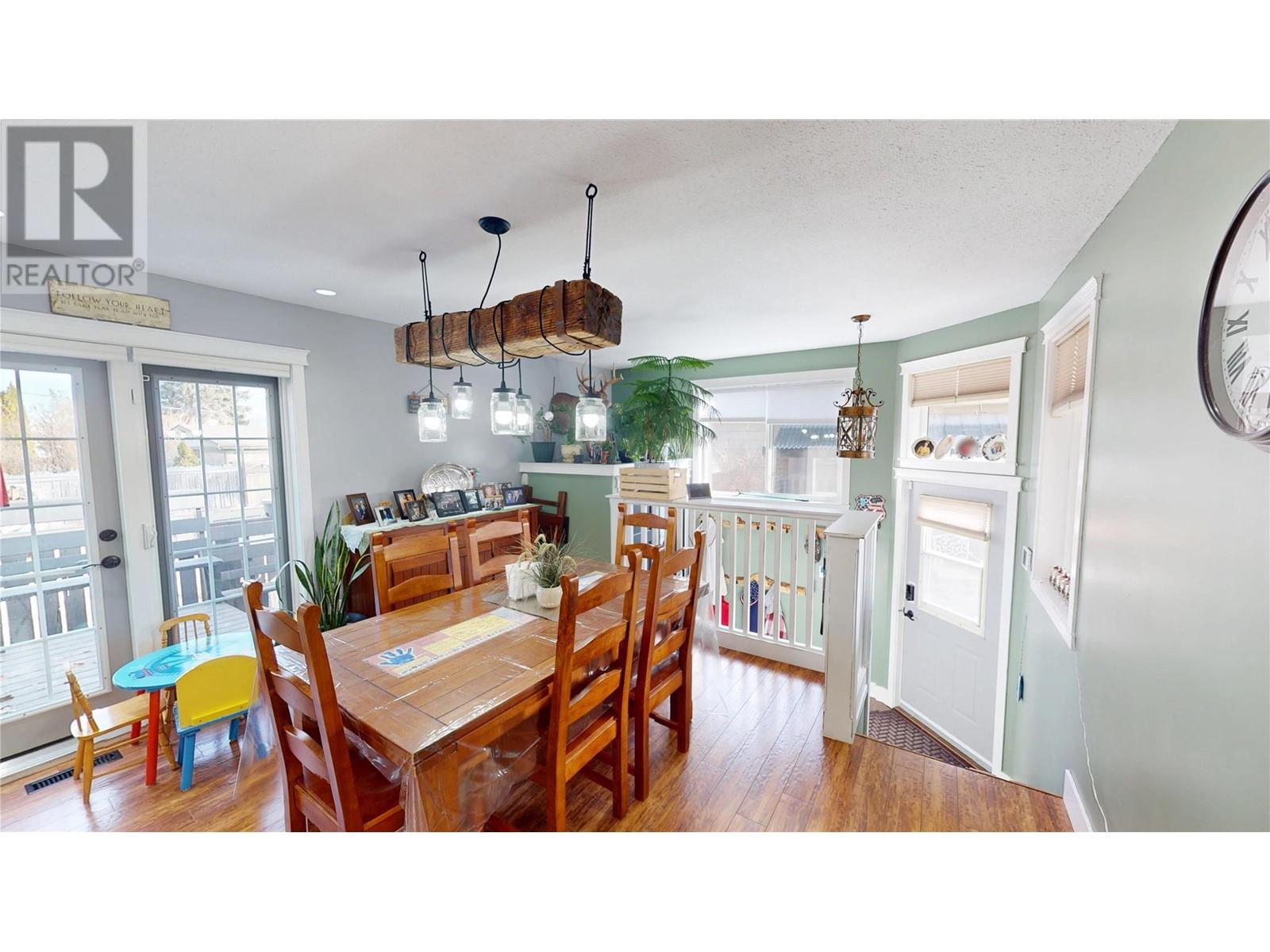 212 16th Avenue N, Cranbrook, British Columbia  V1C 3W5 - Photo 12 - 10338129