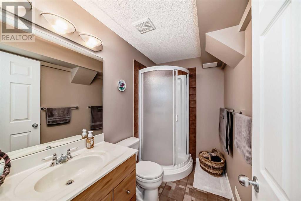 164 West Creek Boulevard, Chestermere, Alberta  T1X 1L8 - Photo 26 - A2190678