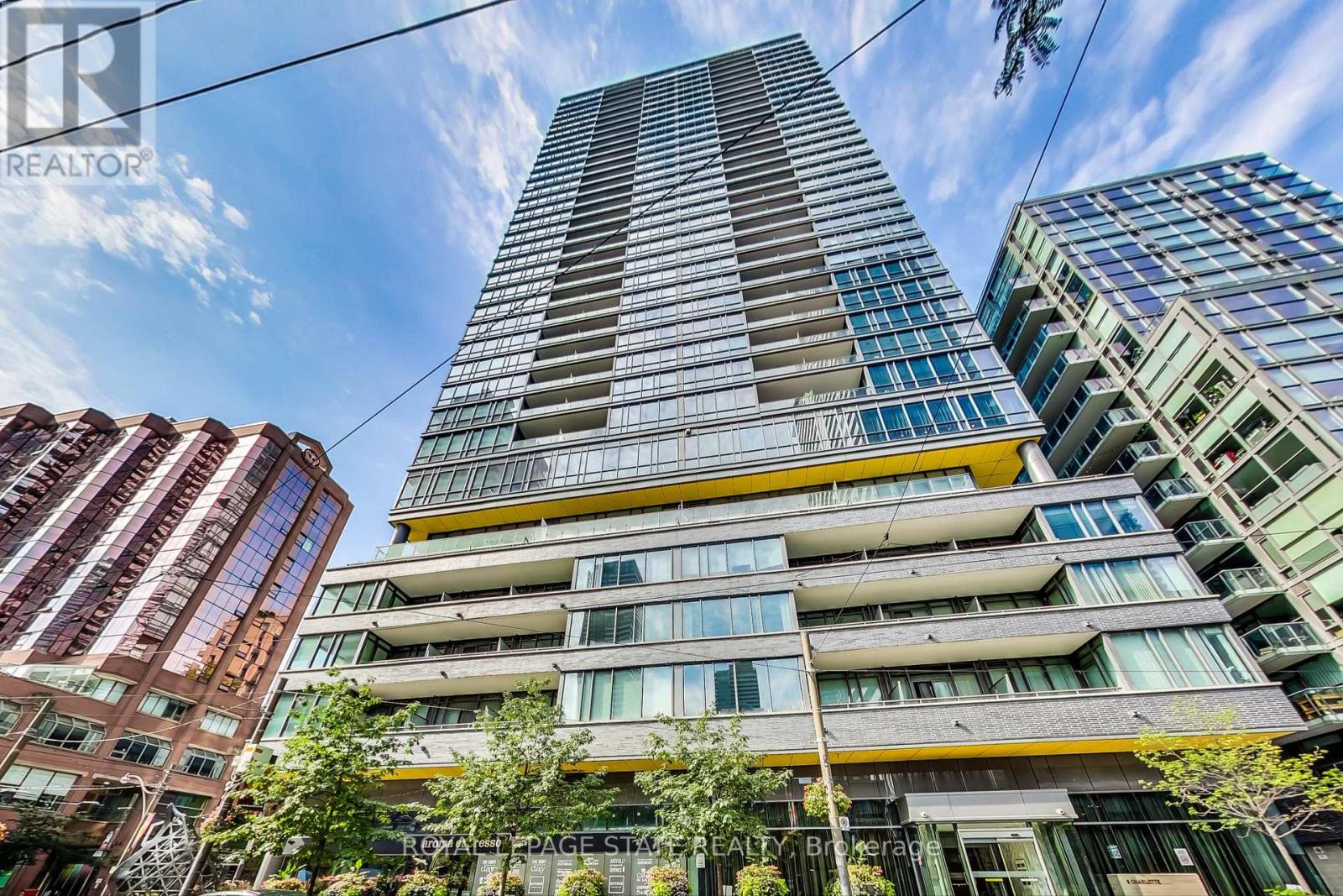 1407 - 8 Charlotte Street, Toronto, Ontario  M5V 0K4 - Photo 2 - C12014988
