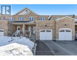 88 STONEMOUNT CRESCENT, Essa, Ontario