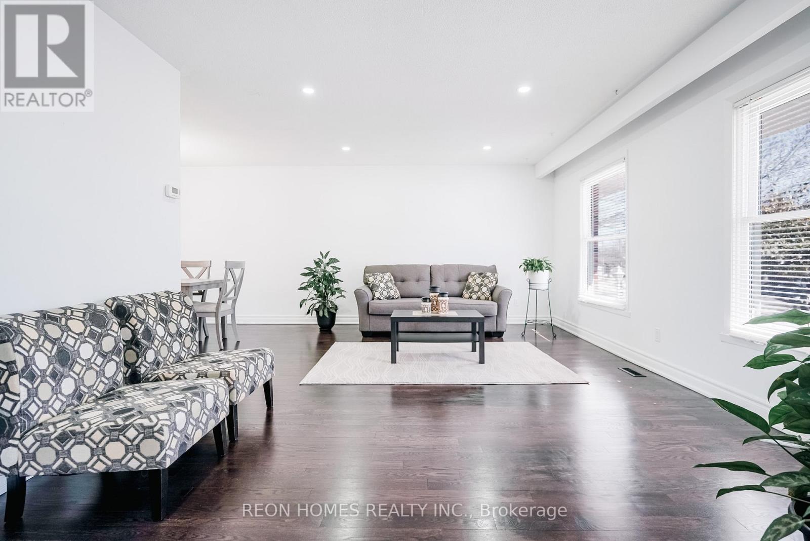 Property at 50 CHAPAIS CRESCENT image 5