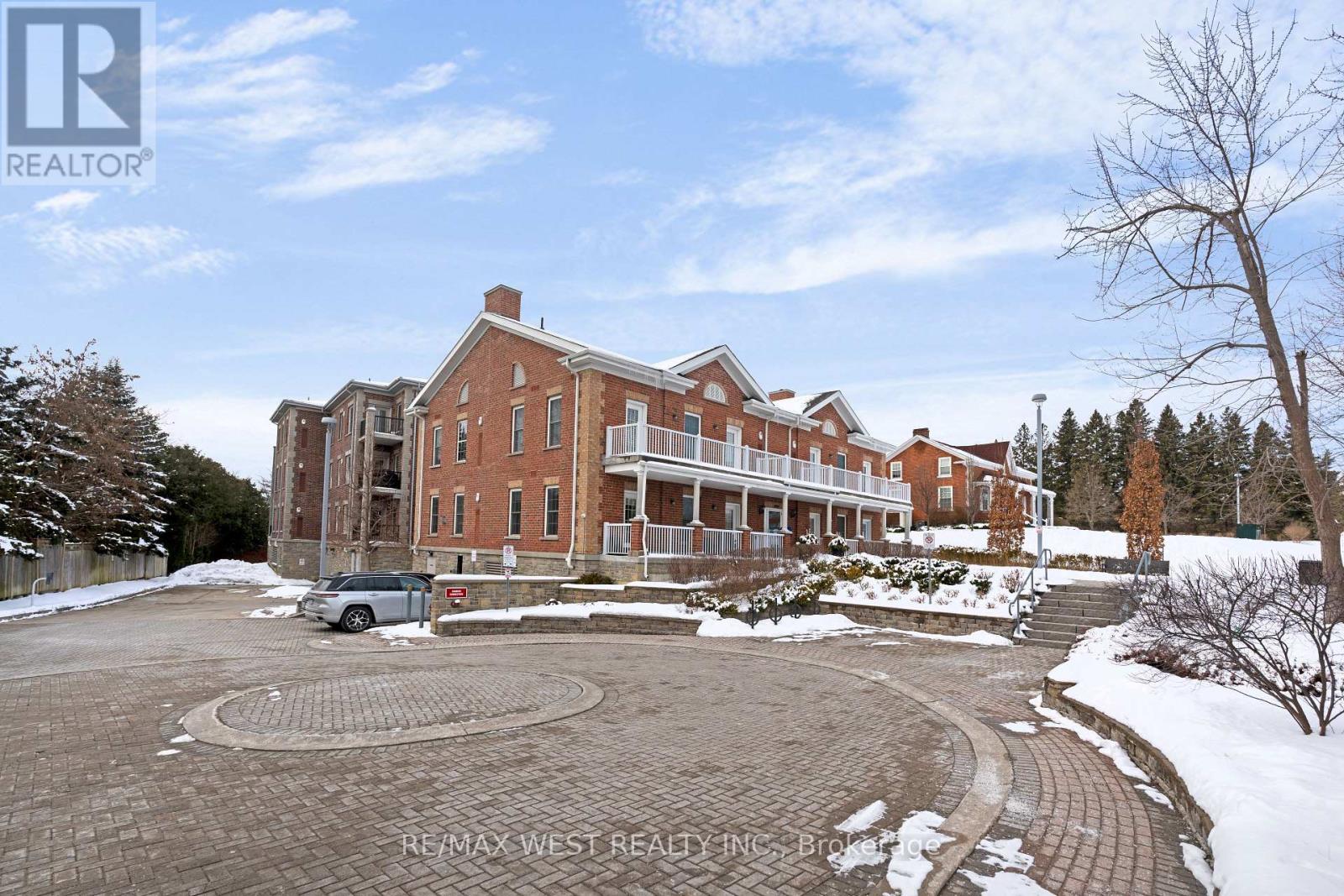 Property at 201 - 10360 ISLINGTON AVENUE image 2