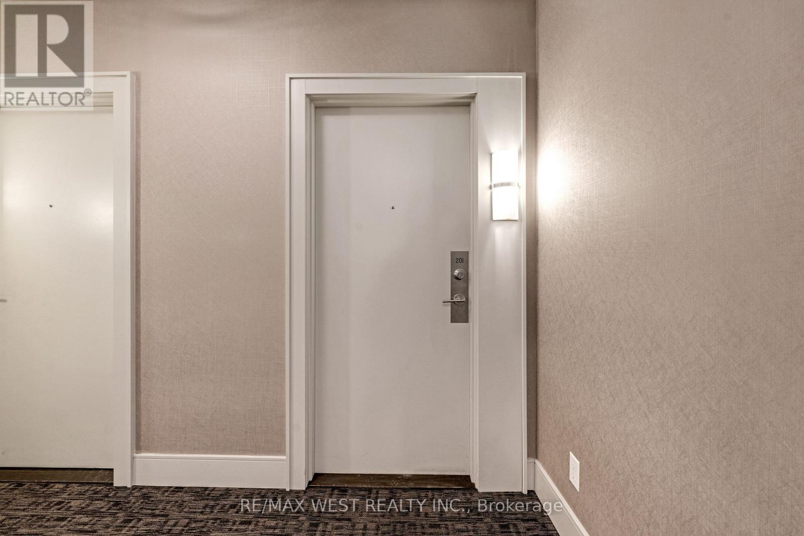 Property at 201 - 10360 ISLINGTON AVENUE image 4
