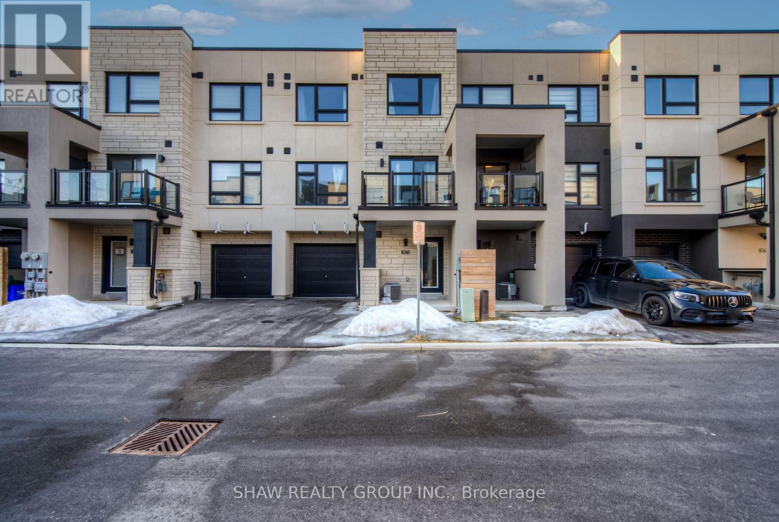 53 - 3171 Lotus Common, Burlington, Ontario  L7M 2A9 - Photo 2 - W12015049