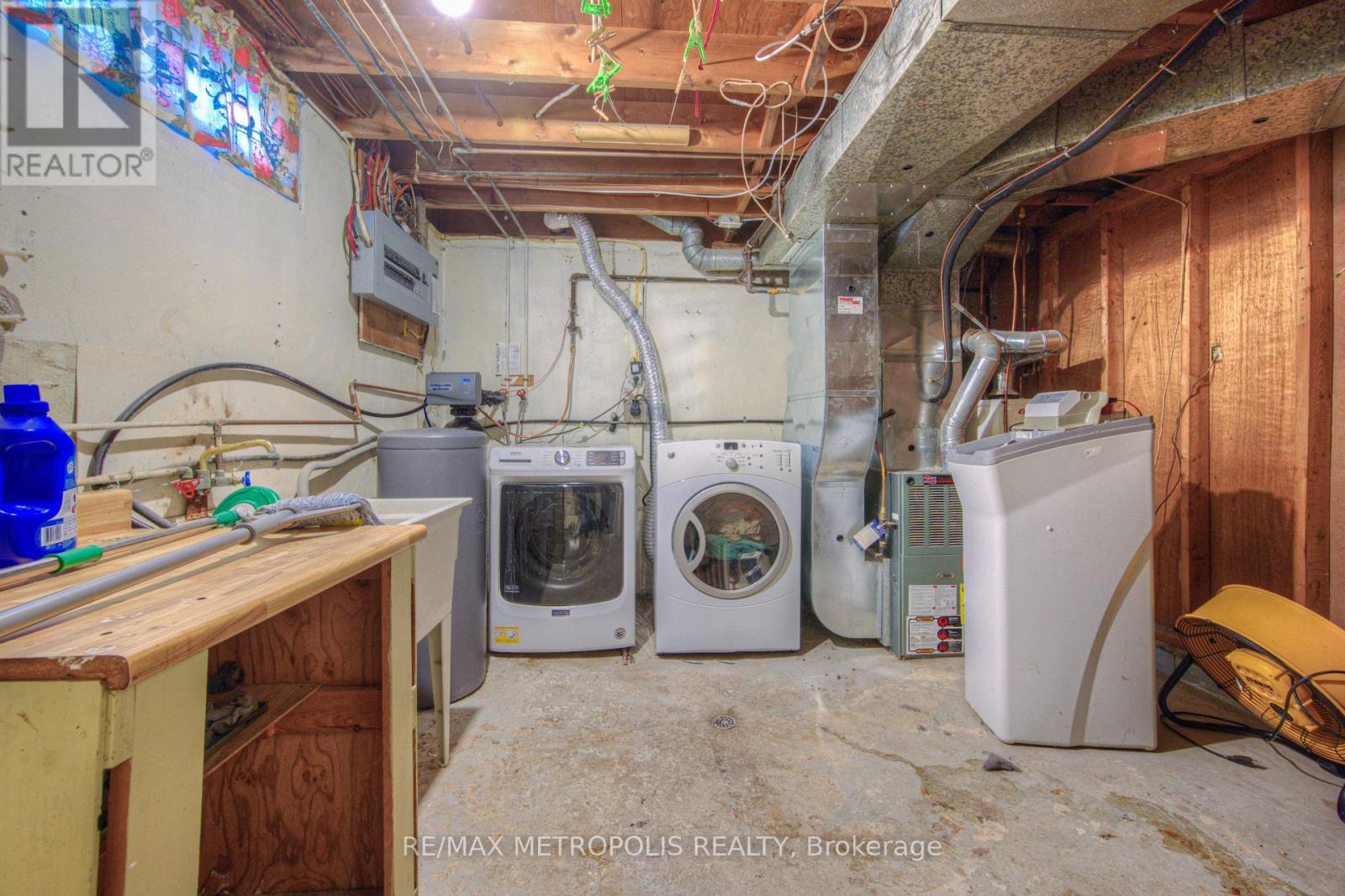 76 Glen Road, Cambridge, Ontario  N1R 4L6 - Photo 24 - X12015047