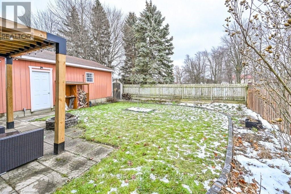 76 Glen Road, Cambridge, Ontario  N1R 4L6 - Photo 28 - X12015047