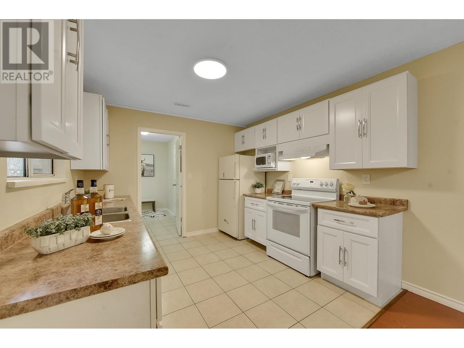 22953 Rogers Avenue, Maple Ridge, British Columbia  V2X 3Z8 - Photo 19 - R2976704