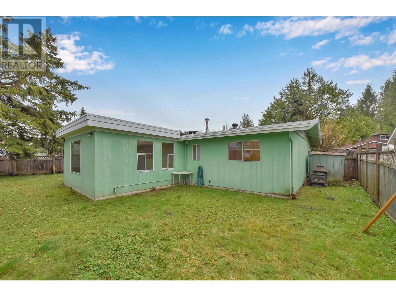 22953 Rogers Avenue, Maple Ridge, British Columbia  V2X 3Z8 - Photo 35 - R2976704