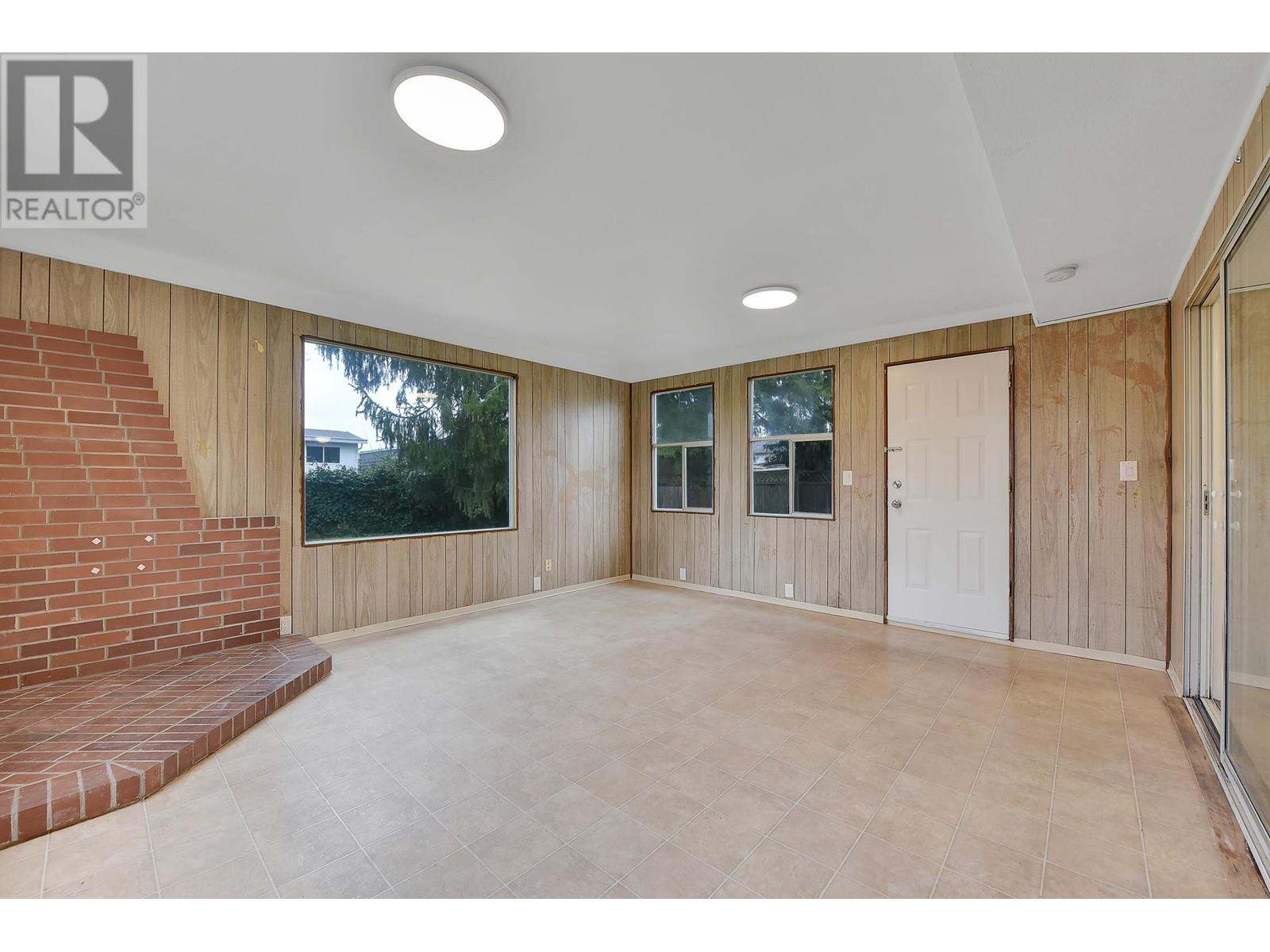 22953 Rogers Avenue, Maple Ridge, British Columbia  V2X 3Z8 - Photo 28 - R2976704