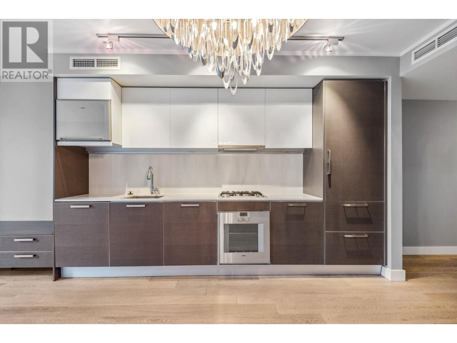 Ph505 1477 W Pender Street, Vancouver, British Columbia  V6G 2S3 - Photo 3 - R2968063