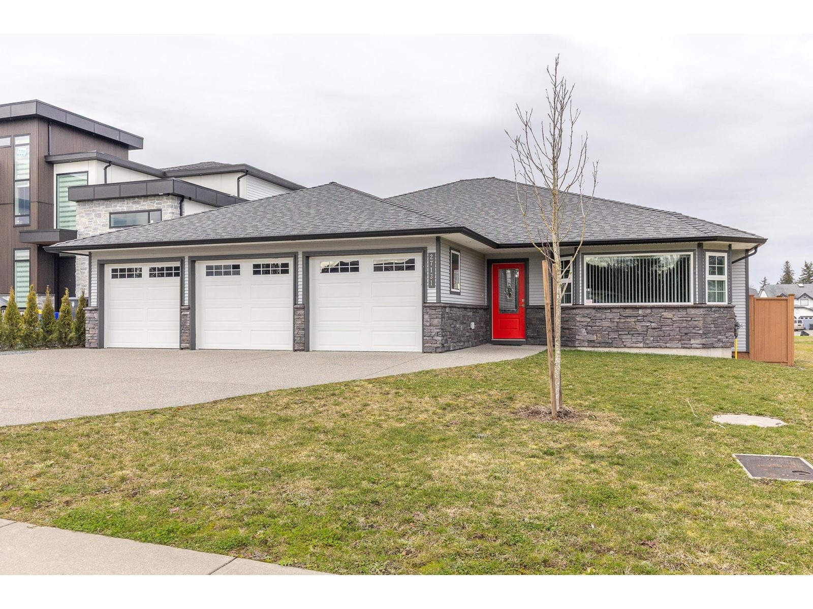 Property at 27131 24 AVENUE image 2