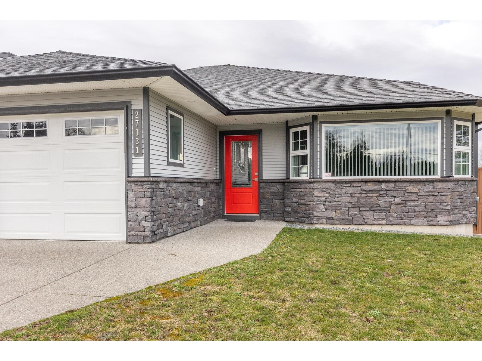 Property at 27131 24 AVENUE image 3