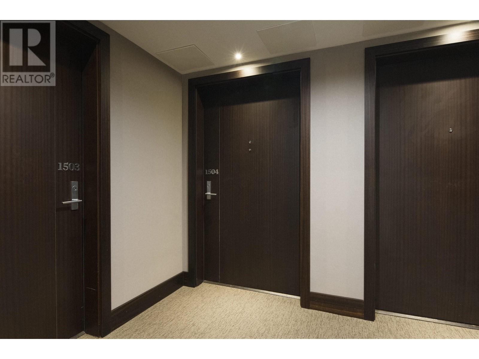 1504 210 Salter Street, New Westminster, British Columbia  V3M 0J9 - Photo 2 - R2976864