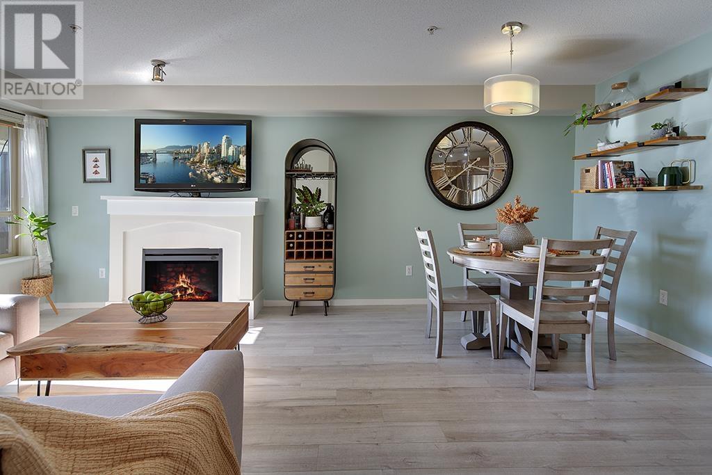 207 3110 Dayanee Springs Boulevard, Coquitlam, British Columbia  V3E 0B4 - Photo 5 - R2976865