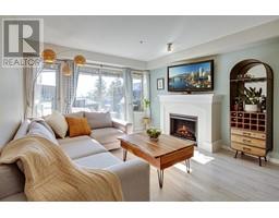 207 3110 DAYANEE SPRINGS BOULEVARD, Coquitlam, British Columbia