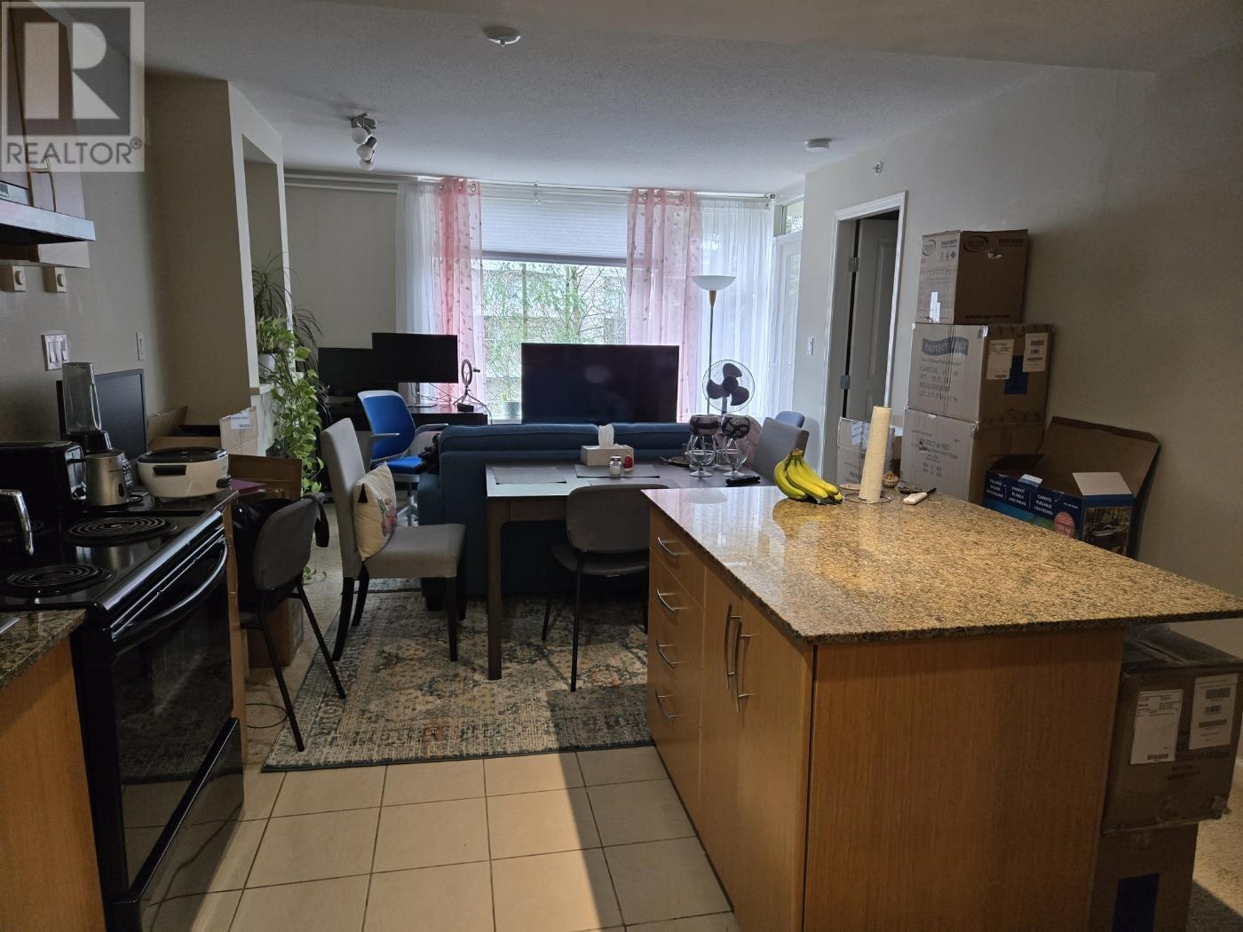 104 9288 University Crescent, Burnaby, British Columbia  V5A 4X7 - Photo 2 - R2976884