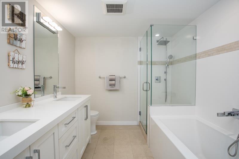 Listing Picture 10 of 28 : 513 888 BEACH AVENUE, Vancouver / 溫哥華 - 魯藝地產 Yvonne Lu Group - MLS Medallion Club Member