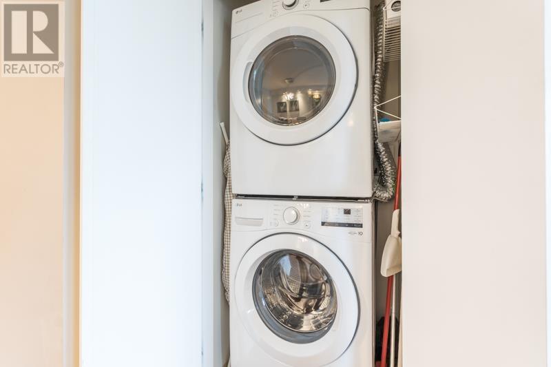 Listing Picture 11 of 28 : 513 888 BEACH AVENUE, Vancouver / 溫哥華 - 魯藝地產 Yvonne Lu Group - MLS Medallion Club Member