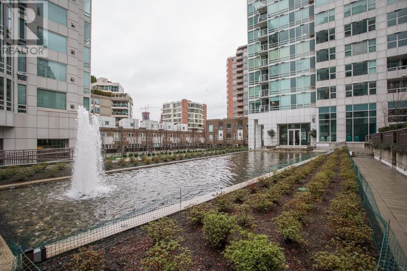 Listing Picture 15 of 28 : 513 888 BEACH AVENUE, Vancouver / 溫哥華 - 魯藝地產 Yvonne Lu Group - MLS Medallion Club Member