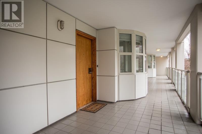 Listing Picture 17 of 28 : 513 888 BEACH AVENUE, Vancouver / 溫哥華 - 魯藝地產 Yvonne Lu Group - MLS Medallion Club Member