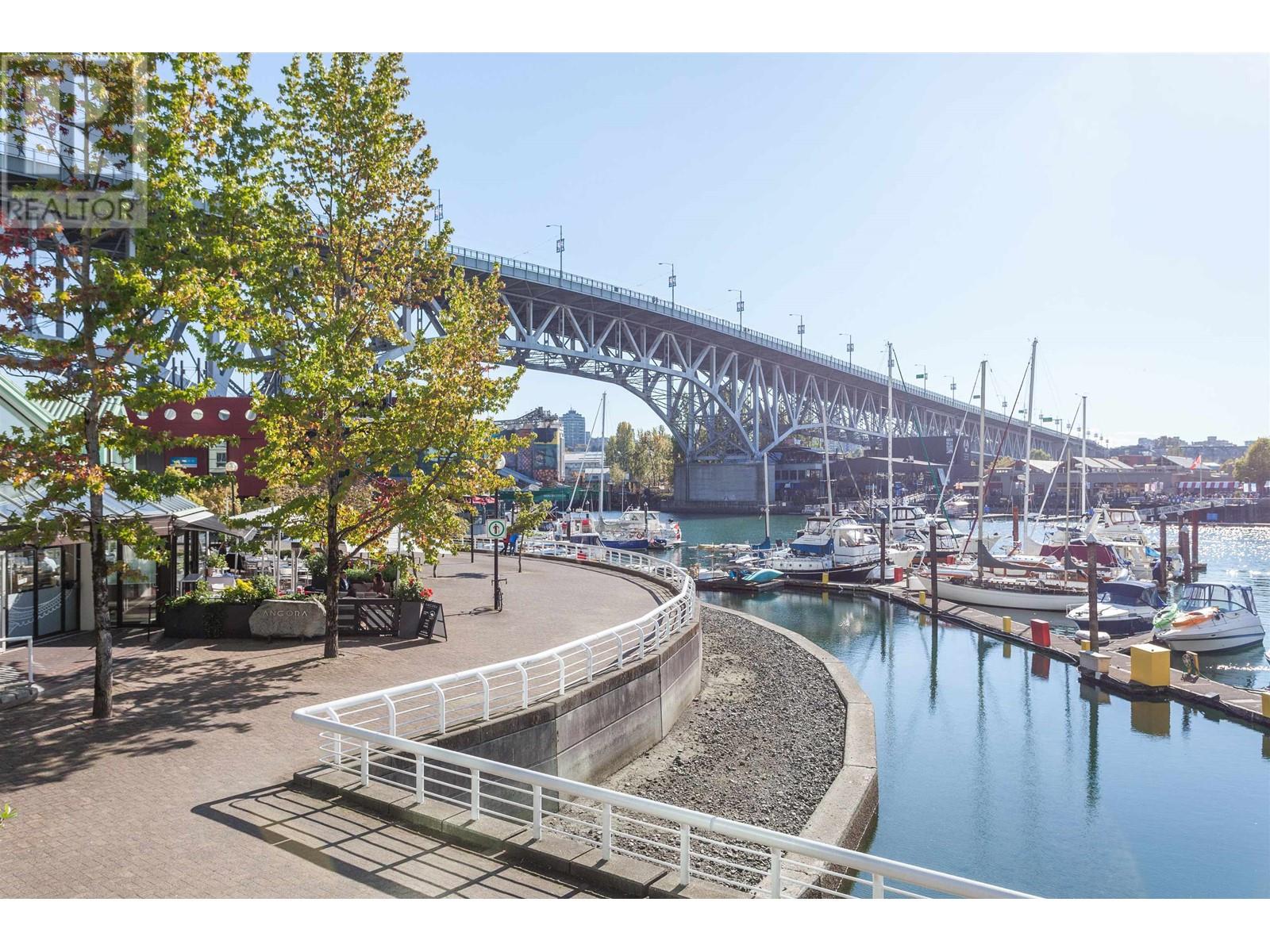 Listing Picture 20 of 28 : 513 888 BEACH AVENUE, Vancouver / 溫哥華 - 魯藝地產 Yvonne Lu Group - MLS Medallion Club Member