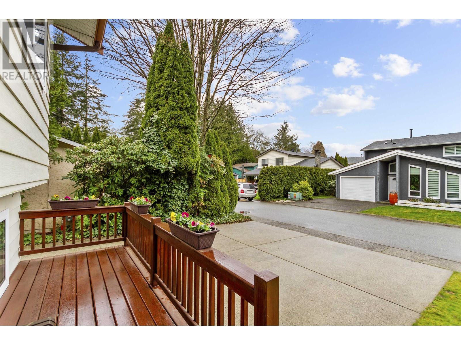 Property at 1892 BLUFF WAY image 4