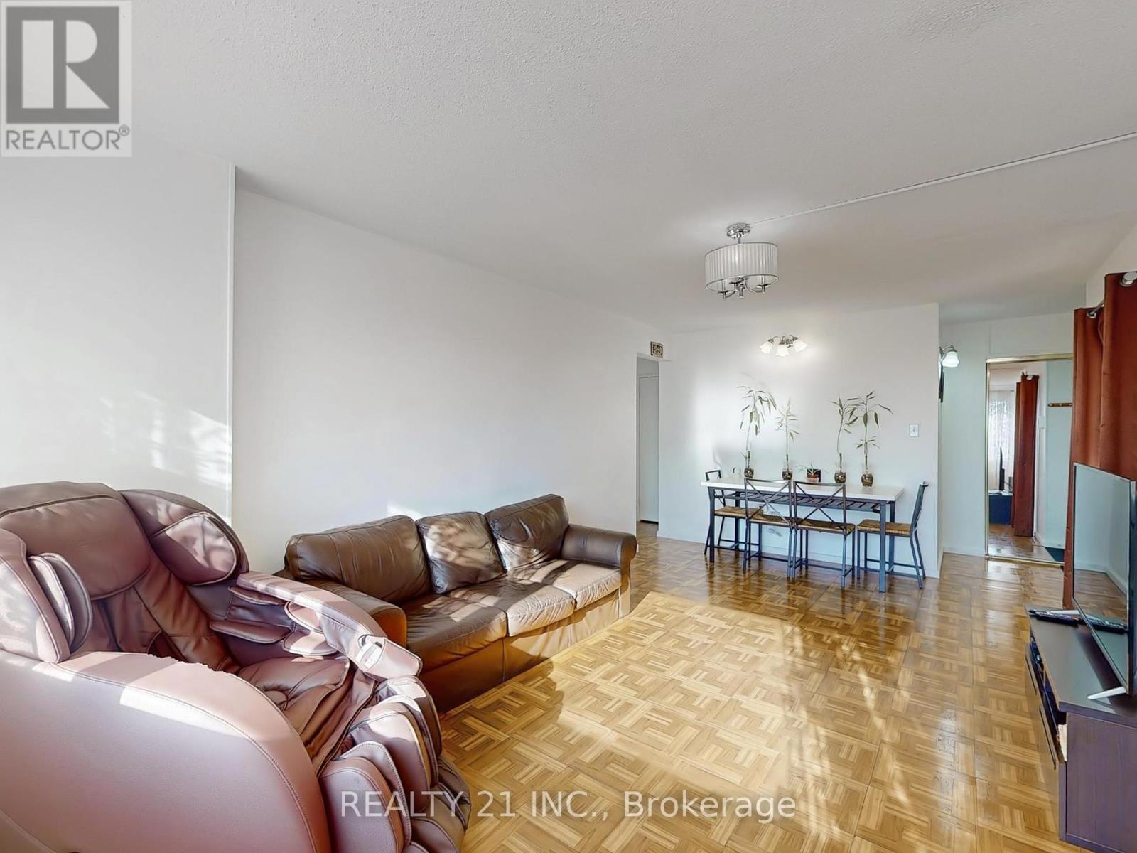 906 - 725 Donmills Road, Toronto, Ontario  M3C 1S7 - Photo 11 - C12015077