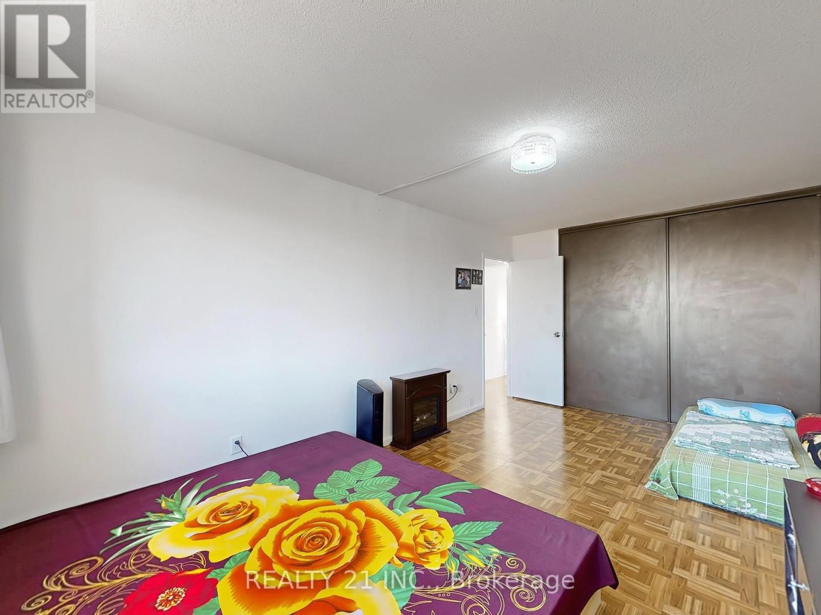 906 - 725 Donmills Road, Toronto, Ontario  M3C 1S7 - Photo 23 - C12015077