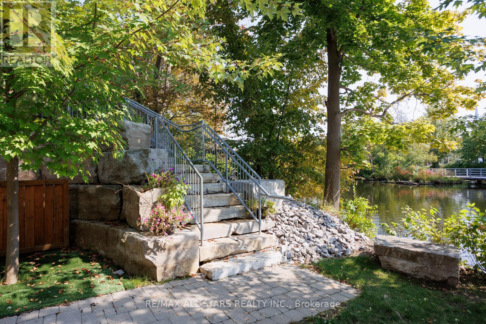 102 - 25 King Street, Kawartha Lakes, Ontario  K9V 1C4 - Photo 23 - X12015072