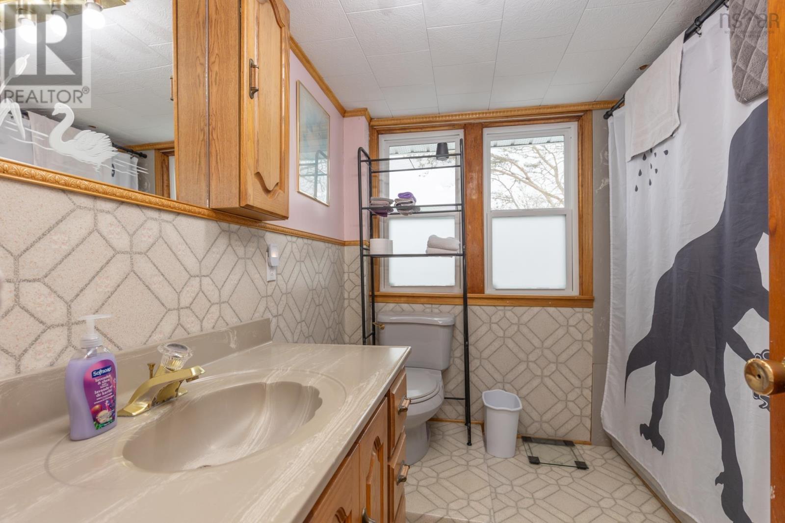 7 Cooks Road, Yarmouth, Nova Scotia  B5A 1N6 - Photo 30 - 202501291