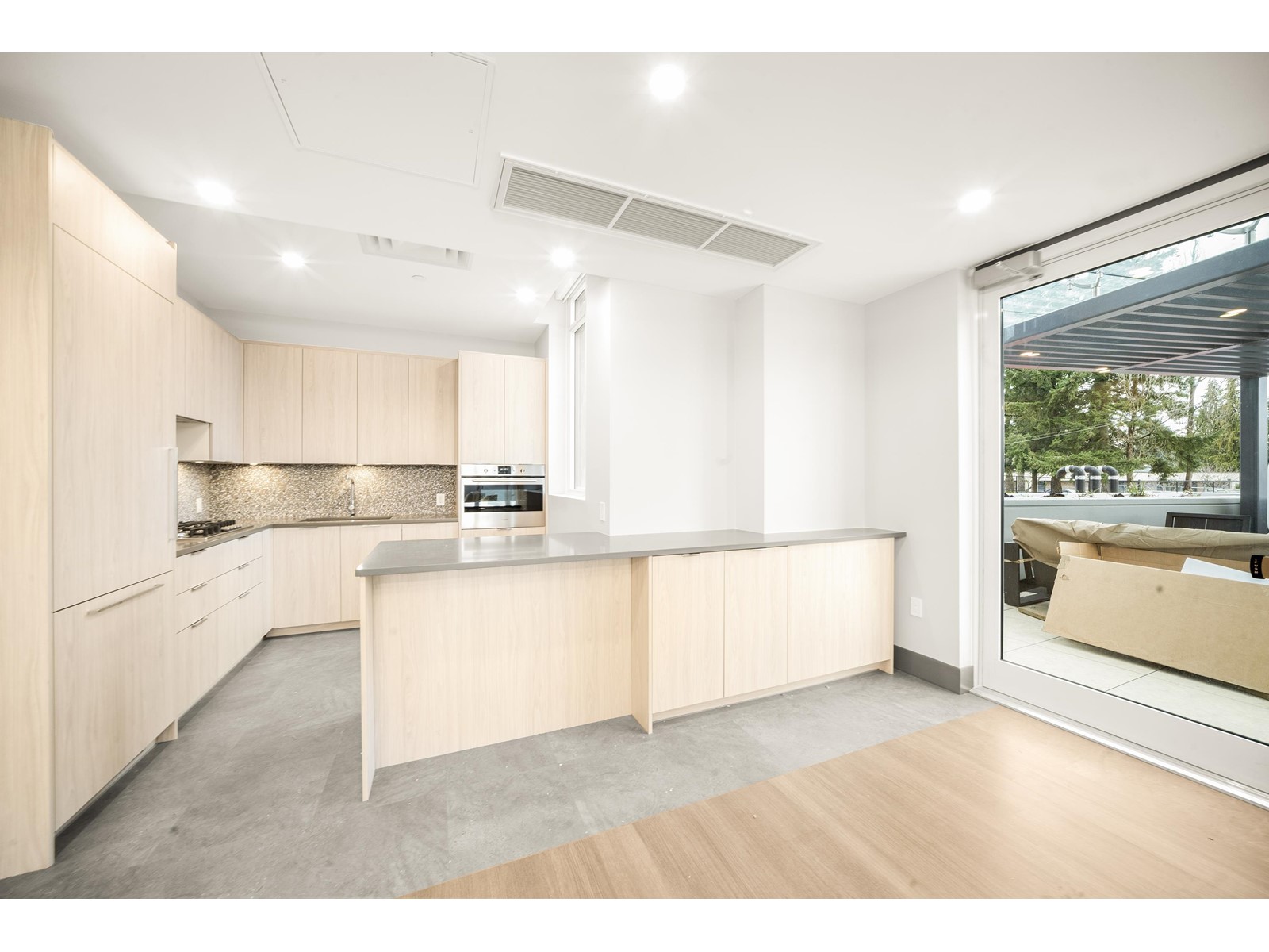 404 10428 Whalley Boulevard, Surrey, British Columbia  V3T 1W6 - Photo 20 - R2975562