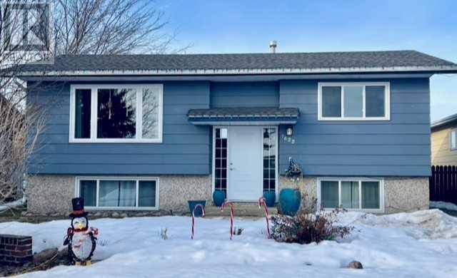 <h3>$274,900</h3><p>1622 7 Avenue, Wainwright, Alberta</p>