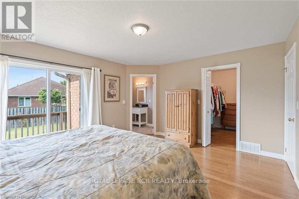 414 4th Street S, Hanover, Ontario  N4N 3V1 - Photo 18 - X11880015