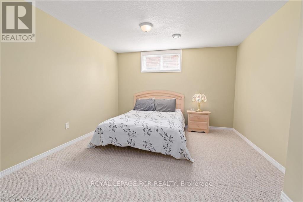 414 4th Street S, Hanover, Ontario  N4N 3V1 - Photo 27 - X11880015