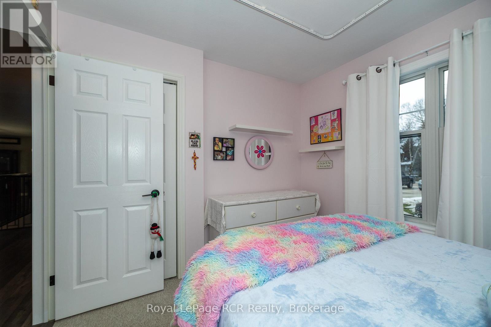 107 Mary Avenue, Georgian Bluffs, Ontario  N4K 5N5 - Photo 17 - X12007366