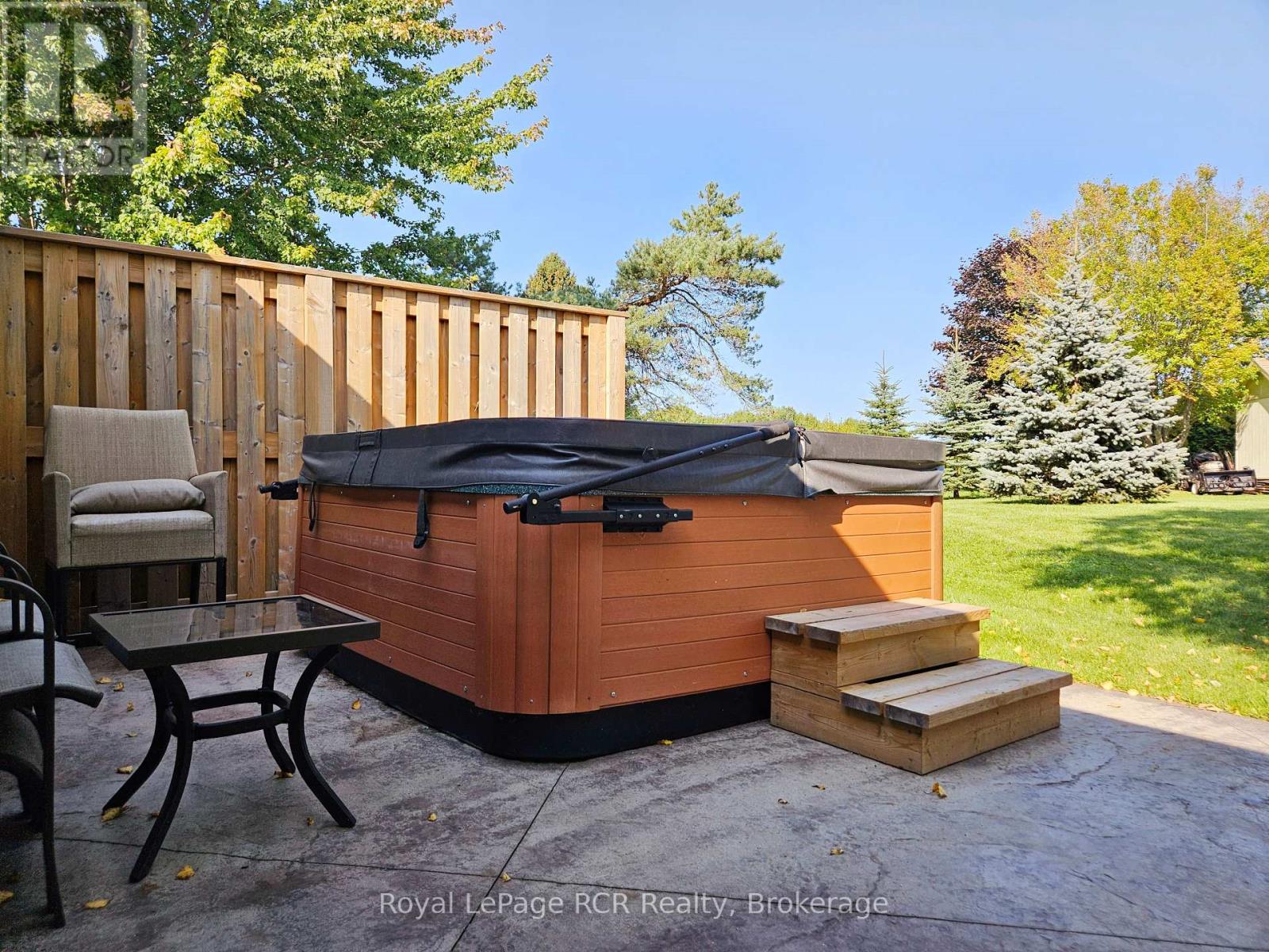 107 Mary Avenue, Georgian Bluffs, Ontario  N4K 5N5 - Photo 29 - X12007366