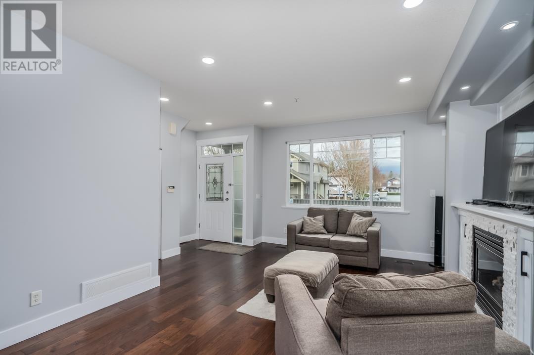 24326 101a Avenue, Maple Ridge, British Columbia  V2W 0A7 - Photo 7 - R2976546