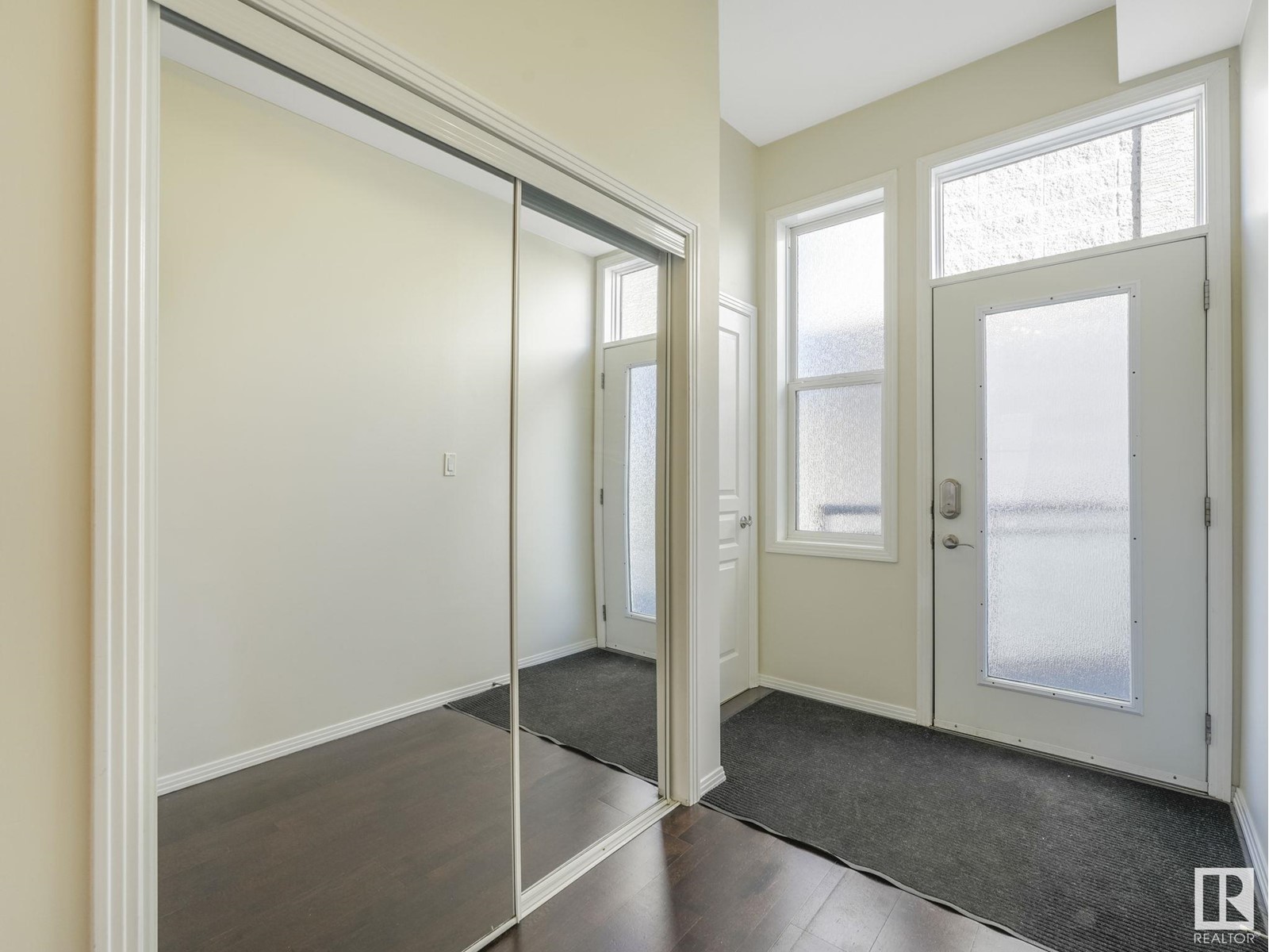 Property at #716 10503 98 AV NW image 5