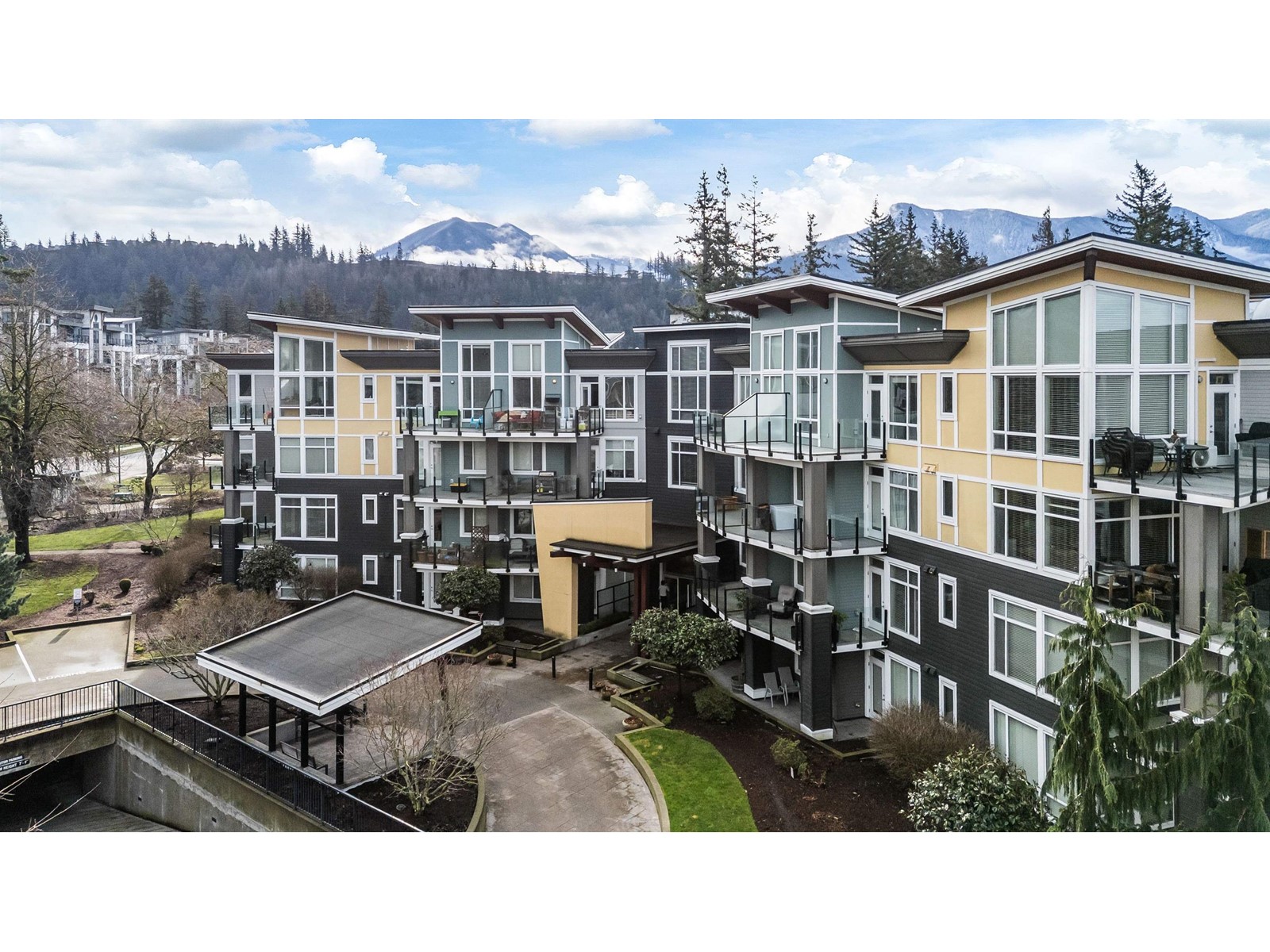 Property at 412 45389 CHEHALIS DRIVE image 1