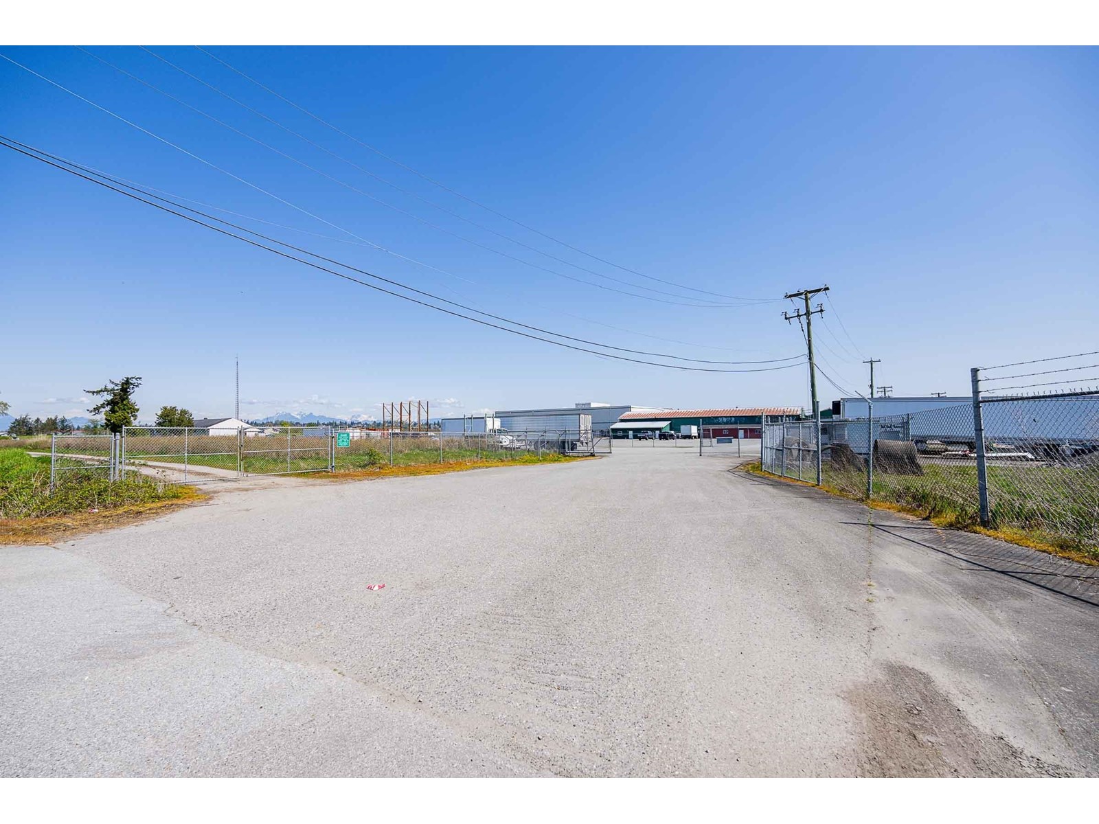 4586 176 STREET, surrey, British Columbia