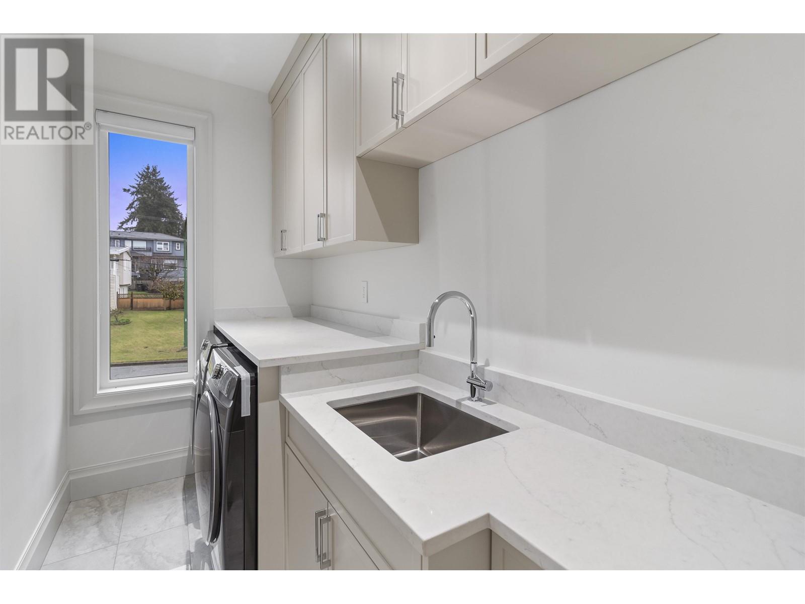 7165 Paulus Crescent, Burnaby, British Columbia  V5A 1P4 - Photo 21 - R2976808