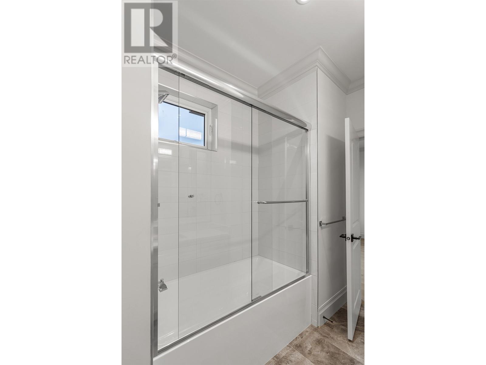 7165 Paulus Crescent, Burnaby, British Columbia  V5A 1P4 - Photo 24 - R2976808