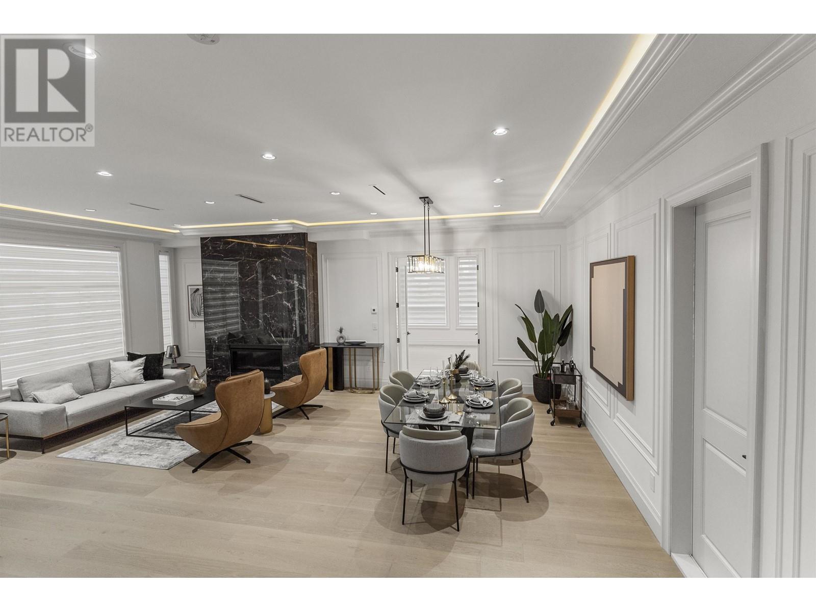 Property at 7165 PAULUS CRESCENT image 3