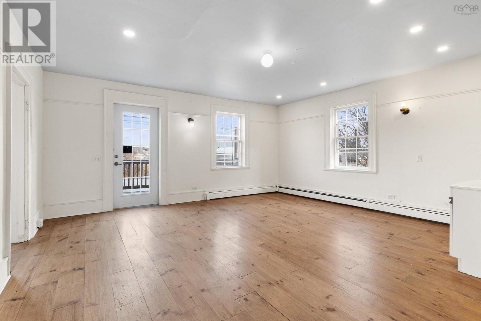 662 Main Street, Mahone Bay, Nova Scotia  B0J 2E0 - Photo 11 - 202504682