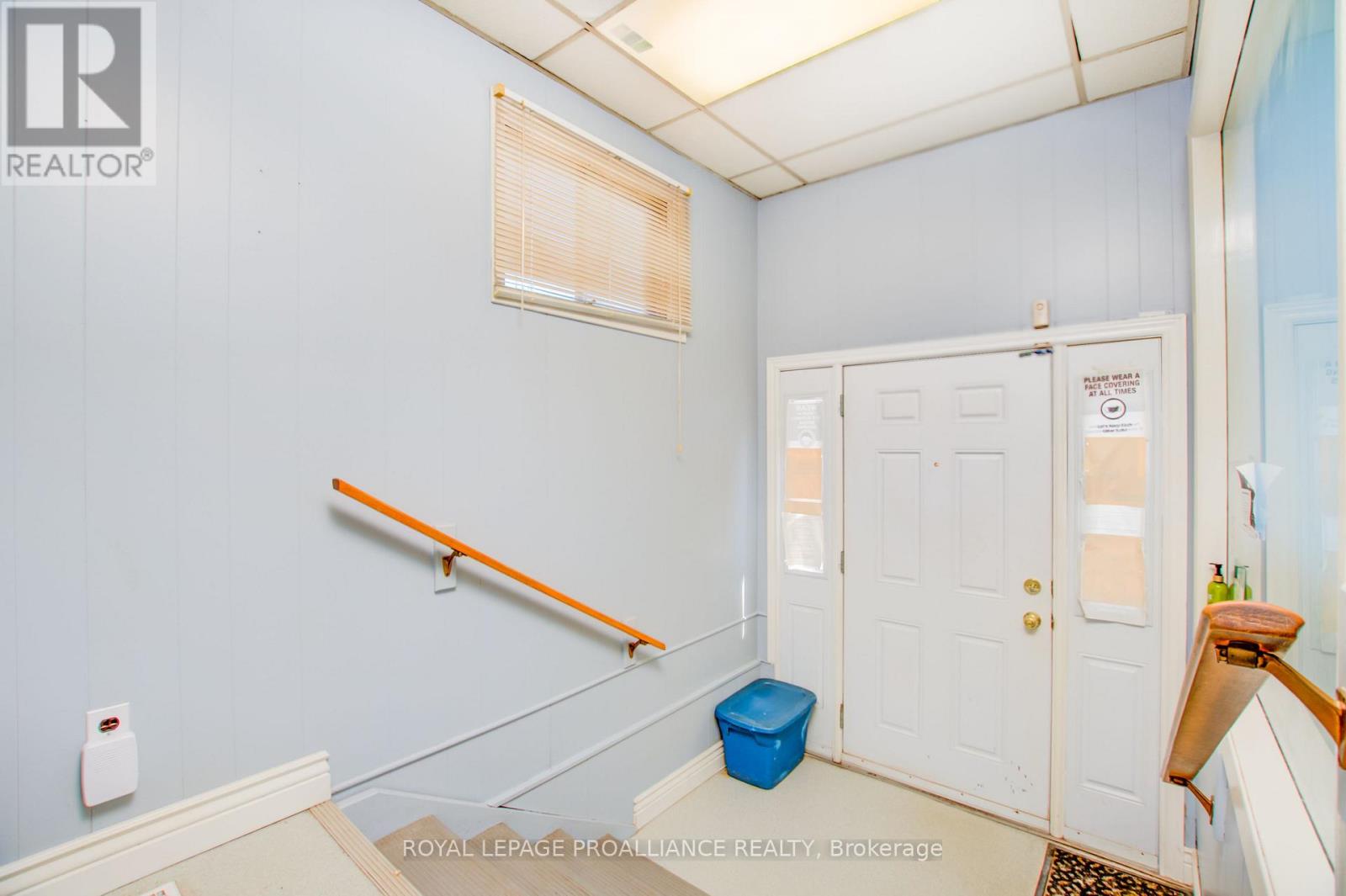 Property at 30 PRINCE EDWARD STREET W image 3