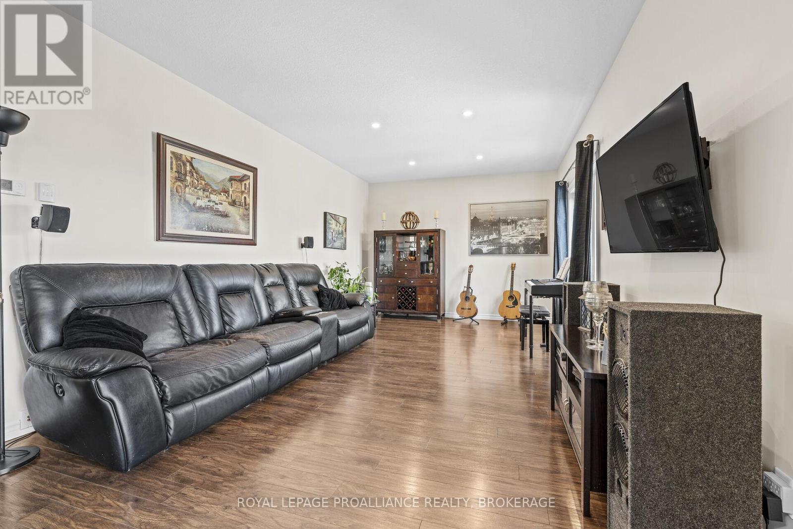 1502 Clover Street, Kingston, Ontario  K7P 0M9 - Photo 8 - X12015176