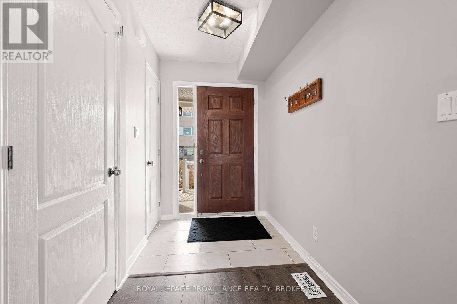 506 St Martha Street, Kingston, Ontario  K7K 0A5 - Photo 3 - X12015214