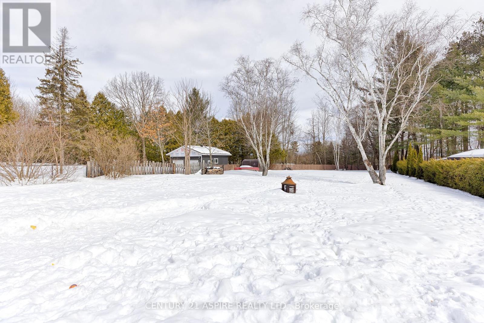 20 BARRY STREET Laurentian Valley